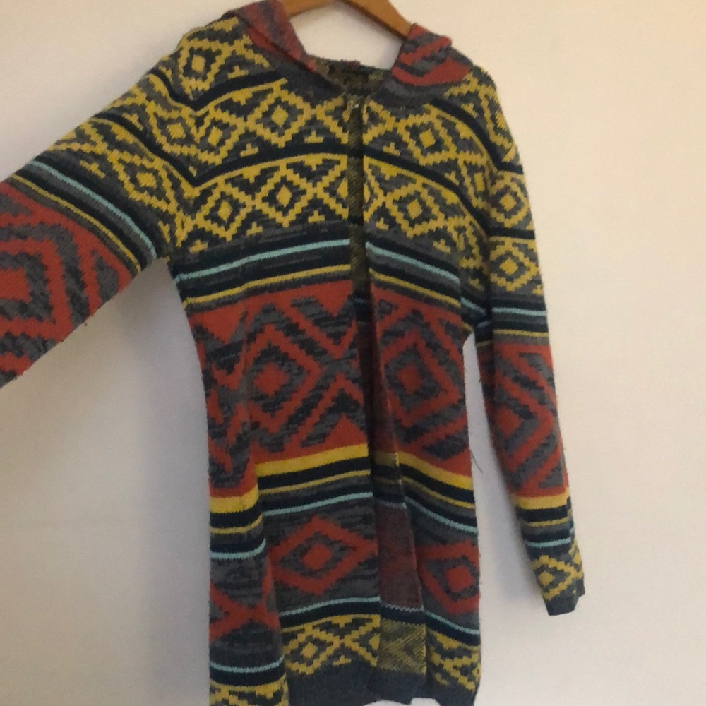 Hooded Sweater - Picture 4 of 5